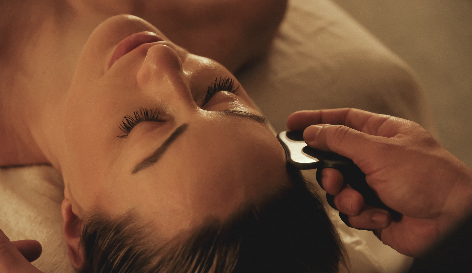 Ocean Release facial treatment with gua sha – Harmony Waves